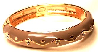 SJ93 Joan Rivers beige enameled bracelet
